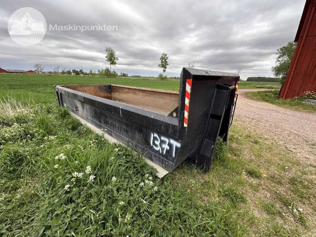 CMT OPT 513 - Roll-off container: picture 3 CMT OPT 513 - Roll-off container: picture 3
