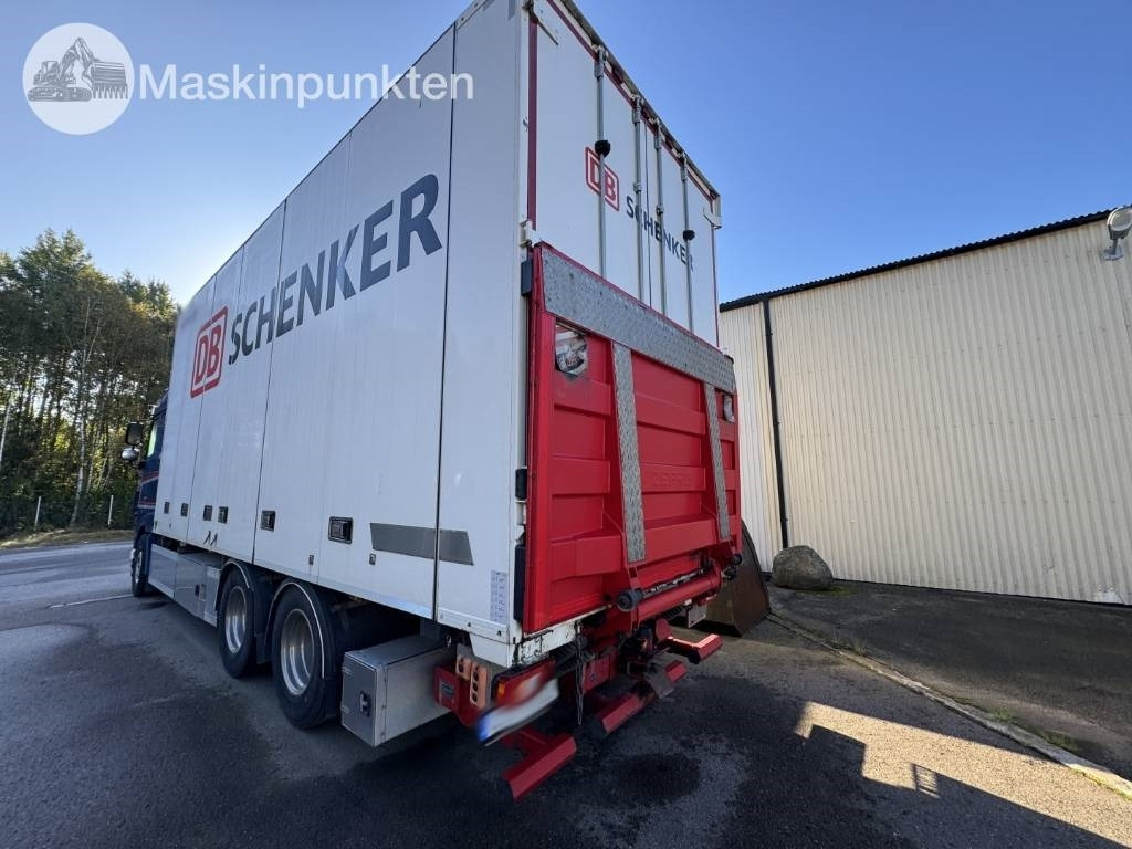 DAF FAS XF530Z - Box truck: picture 2 DAF FAS XF530Z - Box truck: picture 2