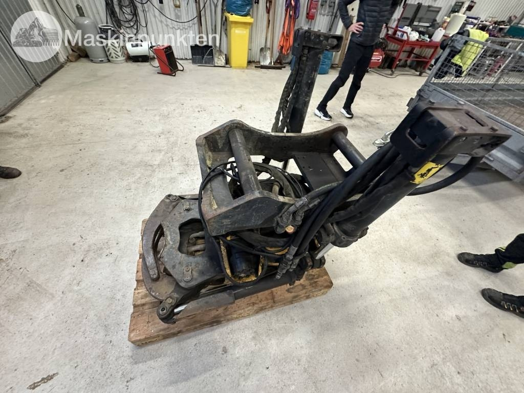 Engcon EC 226 - Tiltrotator: picture 1 Engcon EC 226 - Tiltrotator: picture 1
