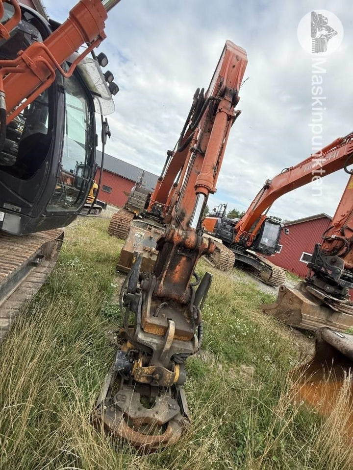 Hitachi ZX 300 LC-6 - Crawler excavator: picture 3 Hitachi ZX 300 LC-6 - Crawler excavator: picture 3
