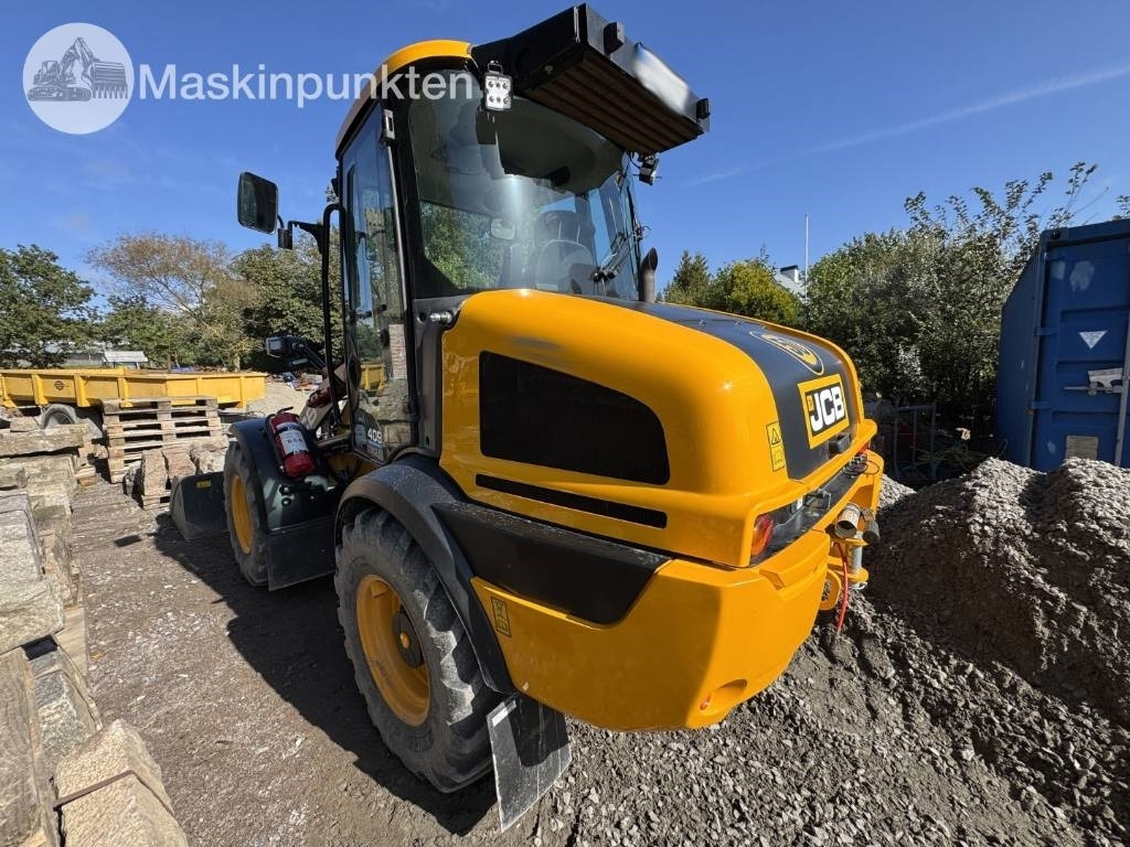 JCB 409 - Wheel loader: picture 2 JCB 409 - Wheel loader: picture 2