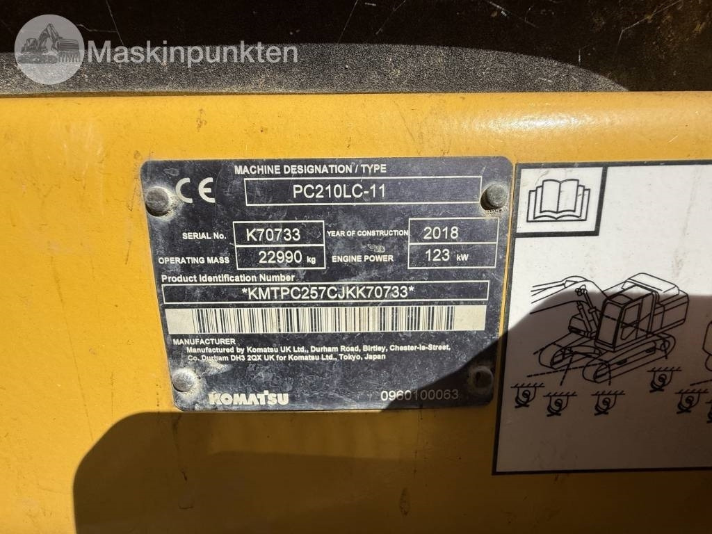 Crawler excavator Komatsu PC 210 LC-11: picture 7