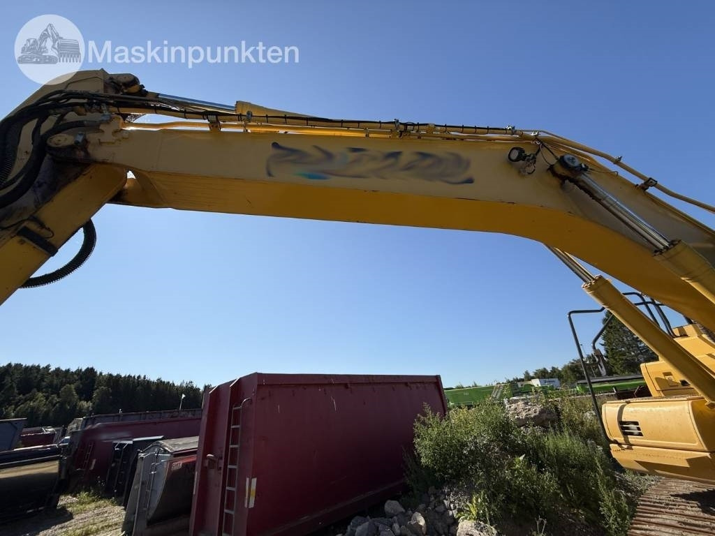 Crawler excavator Komatsu PC 210 LC-11: picture 37