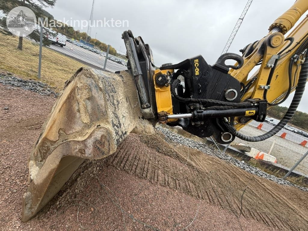 Crawler excavator Komatsu PC 210 LC-11EO: picture 9 Crawler excavator Komatsu PC 210 LC-11EO: picture 9