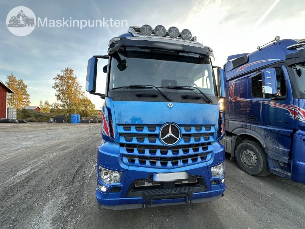 Mercedes-Benz Arocs 2858 timmerbil med kran - Timber truck: picture 2 Mercedes-Benz Arocs 2858 timmerbil med kran - Timber truck: picture 2