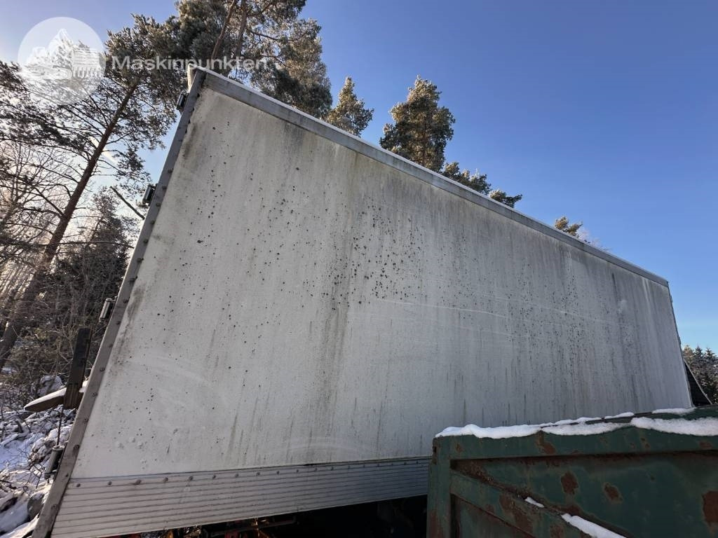 Närko KP2L-UKRGS30-200 - Closed box trailer: picture 3 Närko KP2L-UKRGS30-200 - Closed box trailer: picture 3