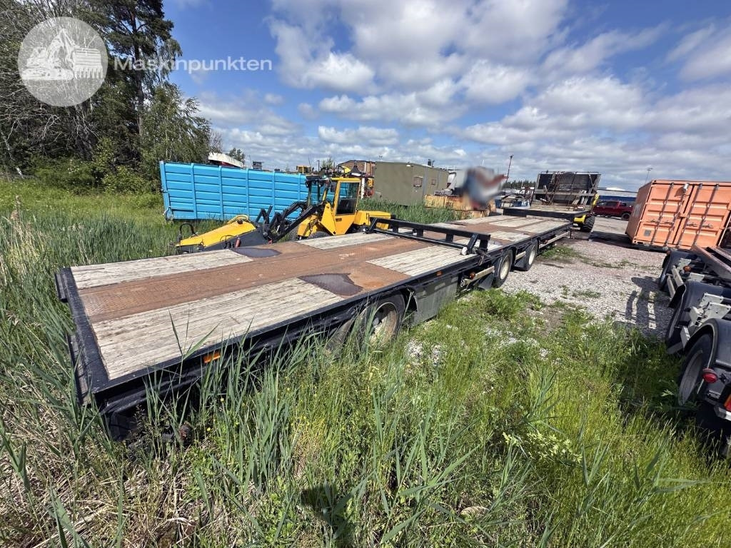 Renders RZOC 16.30 JUMBO - Dropside/ Flatbed semi-trailer: picture 3 Renders RZOC 16.30 JUMBO - Dropside/ Flatbed semi-trailer: picture 3
