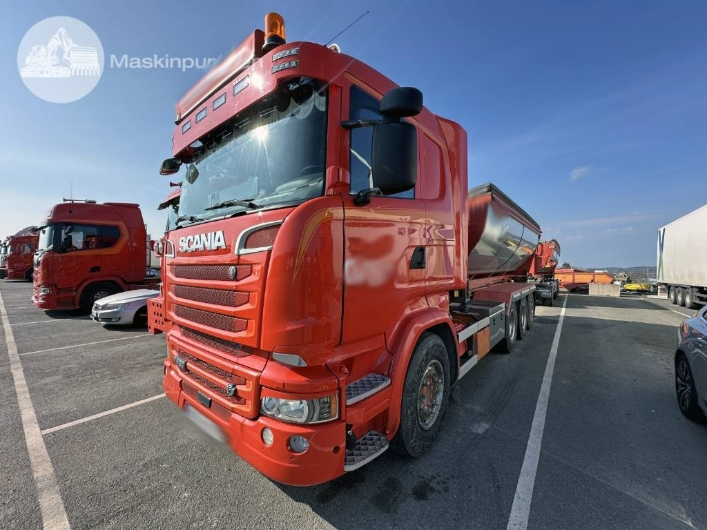 Scania R 520 LB - Hook lift truck: picture 2 Scania R 520 LB - Hook lift truck: picture 2