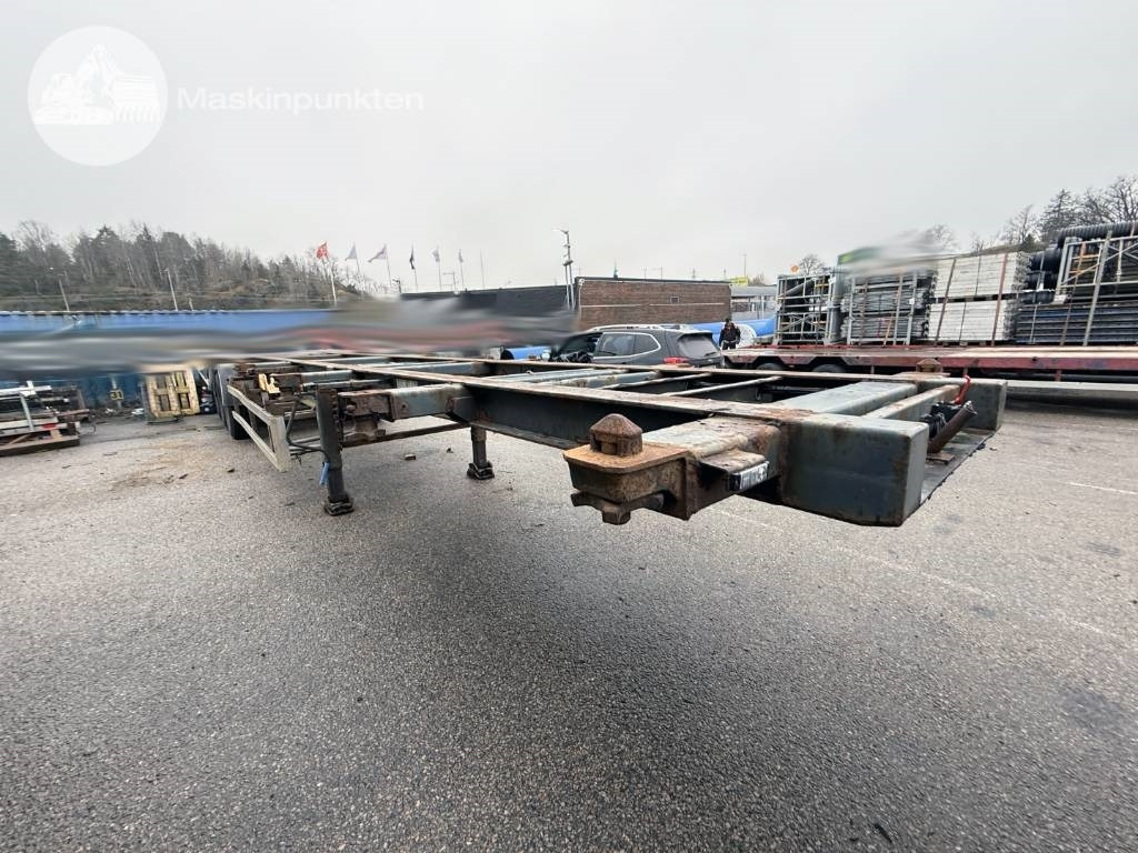 Schweriner CS 40 - Container transporter/ Swap body semi-trailer: picture 4 Schweriner CS 40 - Container transporter/ Swap body semi-trailer: picture 4