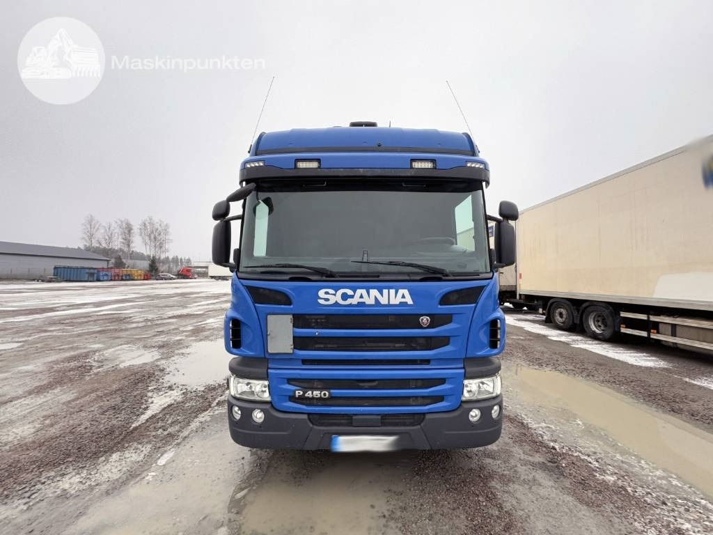 Scania P 450  - Tractor unit: picture 5 Scania P 450  - Tractor unit: picture 5
