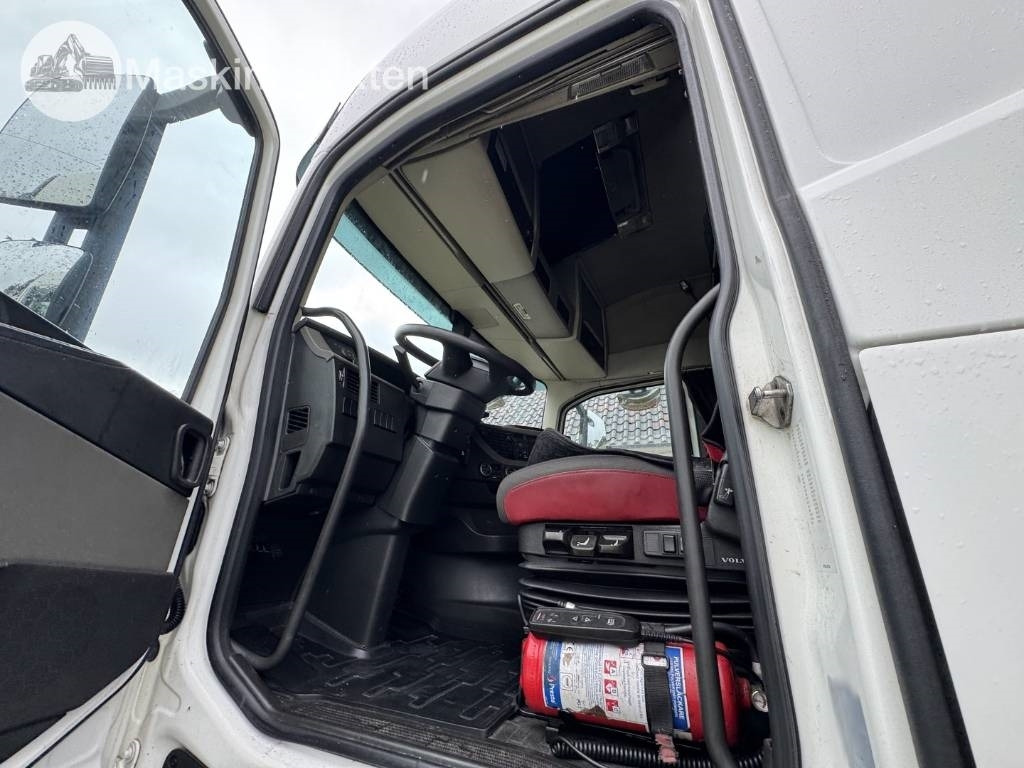 Tractor unit Volvo FH 500: picture 34 Tractor unit Volvo FH 500: picture 34