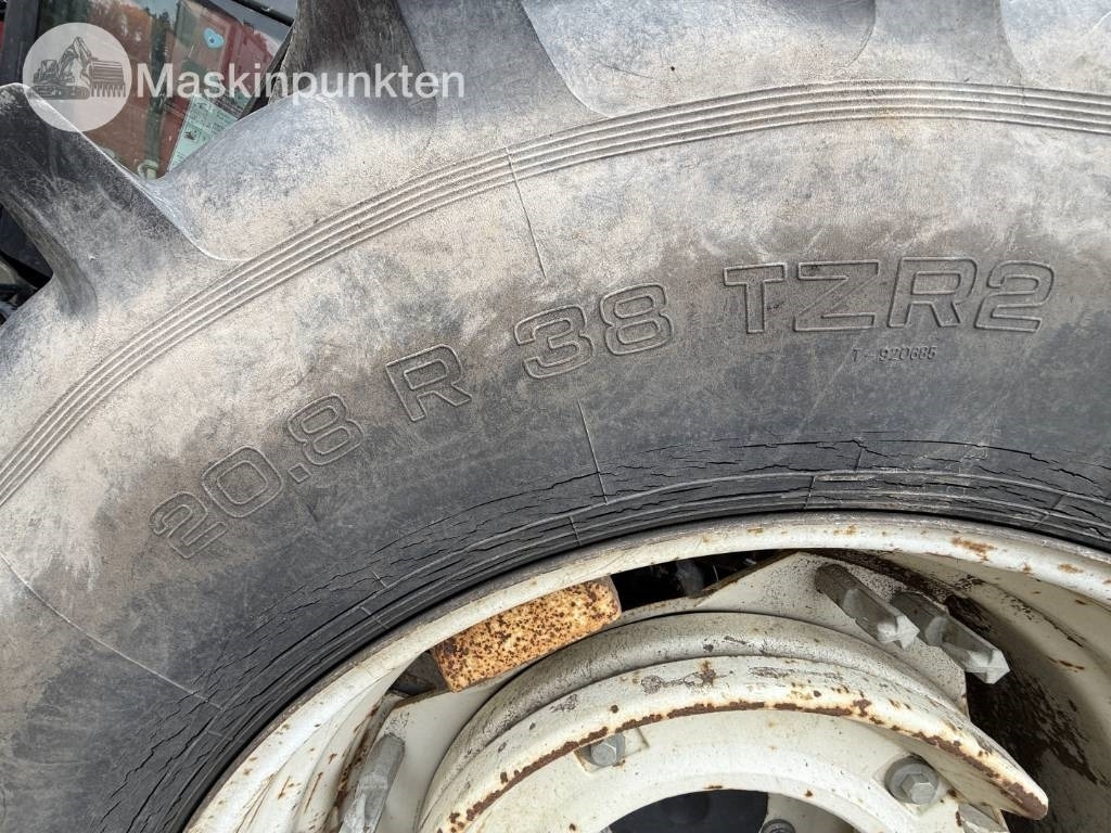 Farm tractor Valtra Valmet 8150-4: picture 23