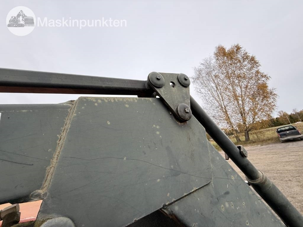 Farm tractor Valtra Valmet 8150-4: picture 42