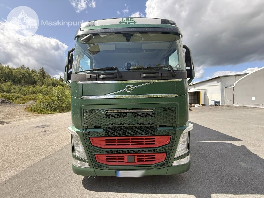 Volvo FH 470 - Box truck: picture 2 Volvo FH 470 - Box truck: picture 2