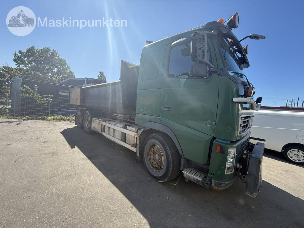 Volvo FH 520 - Hook lift truck: picture 3 Volvo FH 520 - Hook lift truck: picture 3