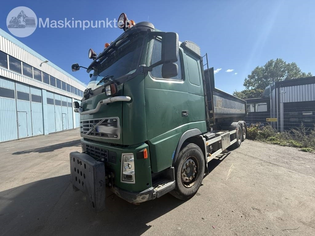 Volvo FH 520 - Hook lift truck: picture 1 Volvo FH 520 - Hook lift truck: picture 1