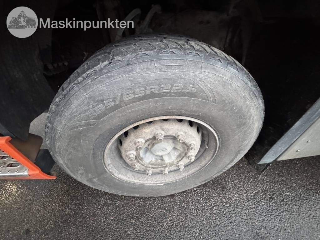 Hook lift truck Volvo FH 8*4 Tridem lastväxlare: picture 6