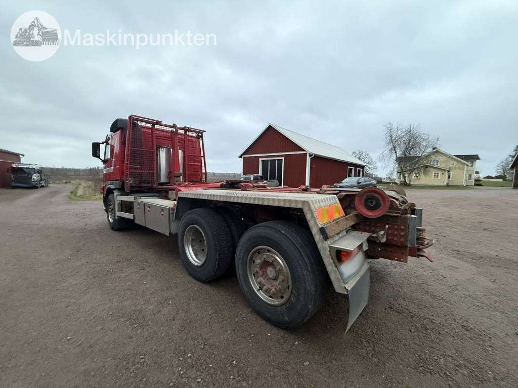Hook lift truck Volvo FM 12: picture 7