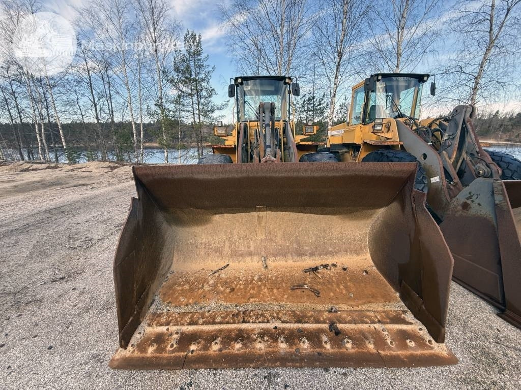 Volvo L 120 C - Wheel loader: picture 4 Volvo L 120 C - Wheel loader: picture 4