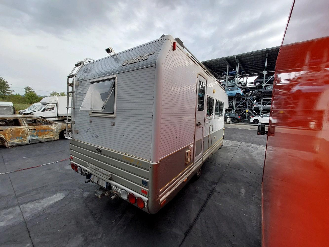 IVECO LAIKA 35.12 CAMPING 122 - Alcove motorhome: picture 4 IVECO LAIKA 35.12 CAMPING 122 - Alcove motorhome: picture 4