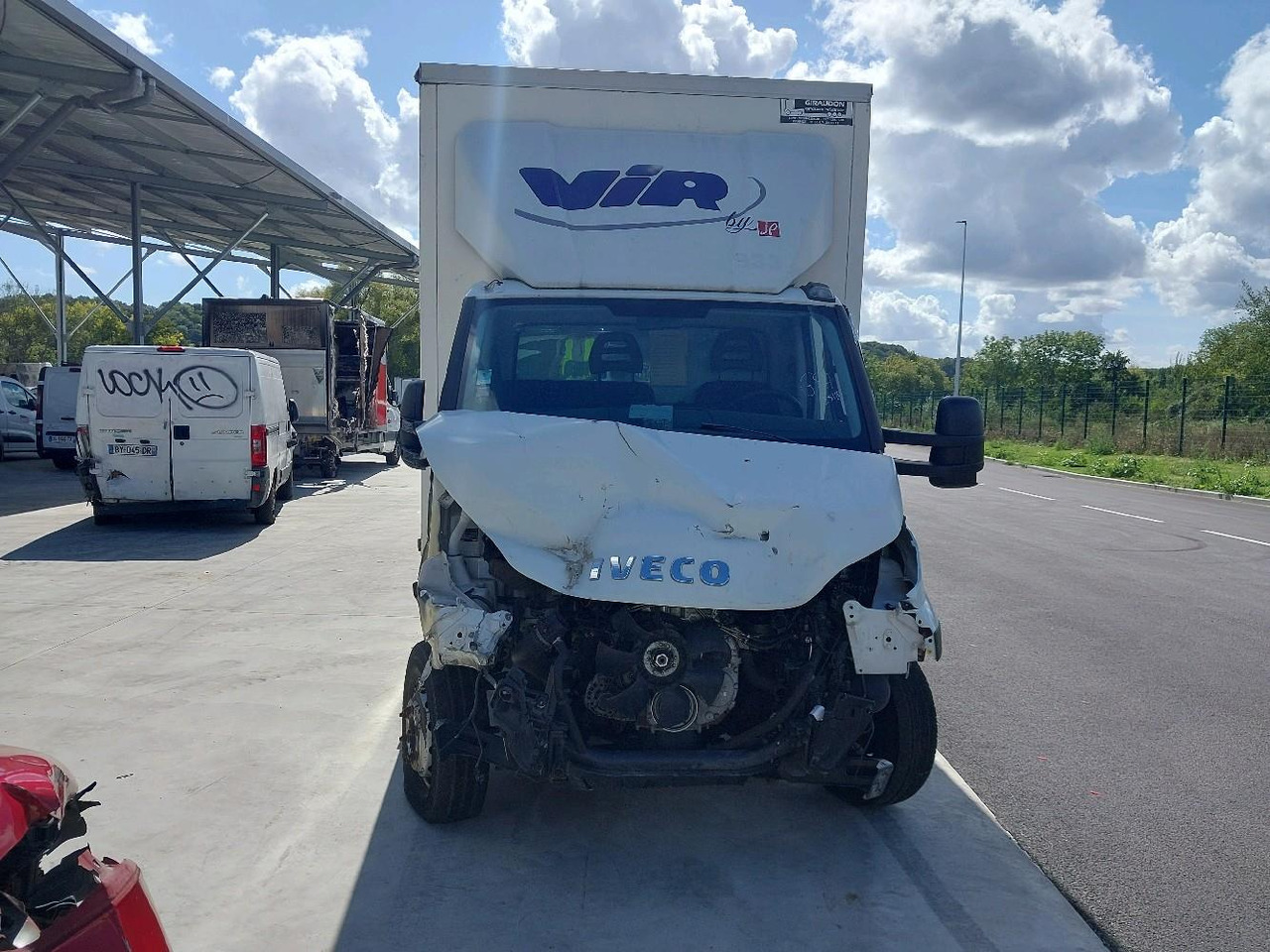 IVECO PORTEUR 65C14N - Closed box van: picture 2 IVECO PORTEUR 65C14N - Closed box van: picture 2