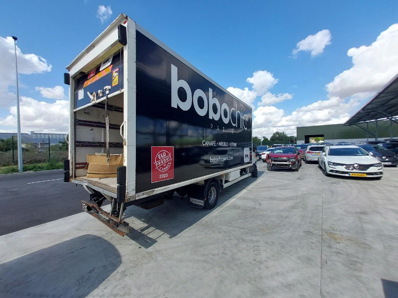 IVECO PORTEUR 65C14N - Closed box van: picture 4 IVECO PORTEUR 65C14N - Closed box van: picture 4