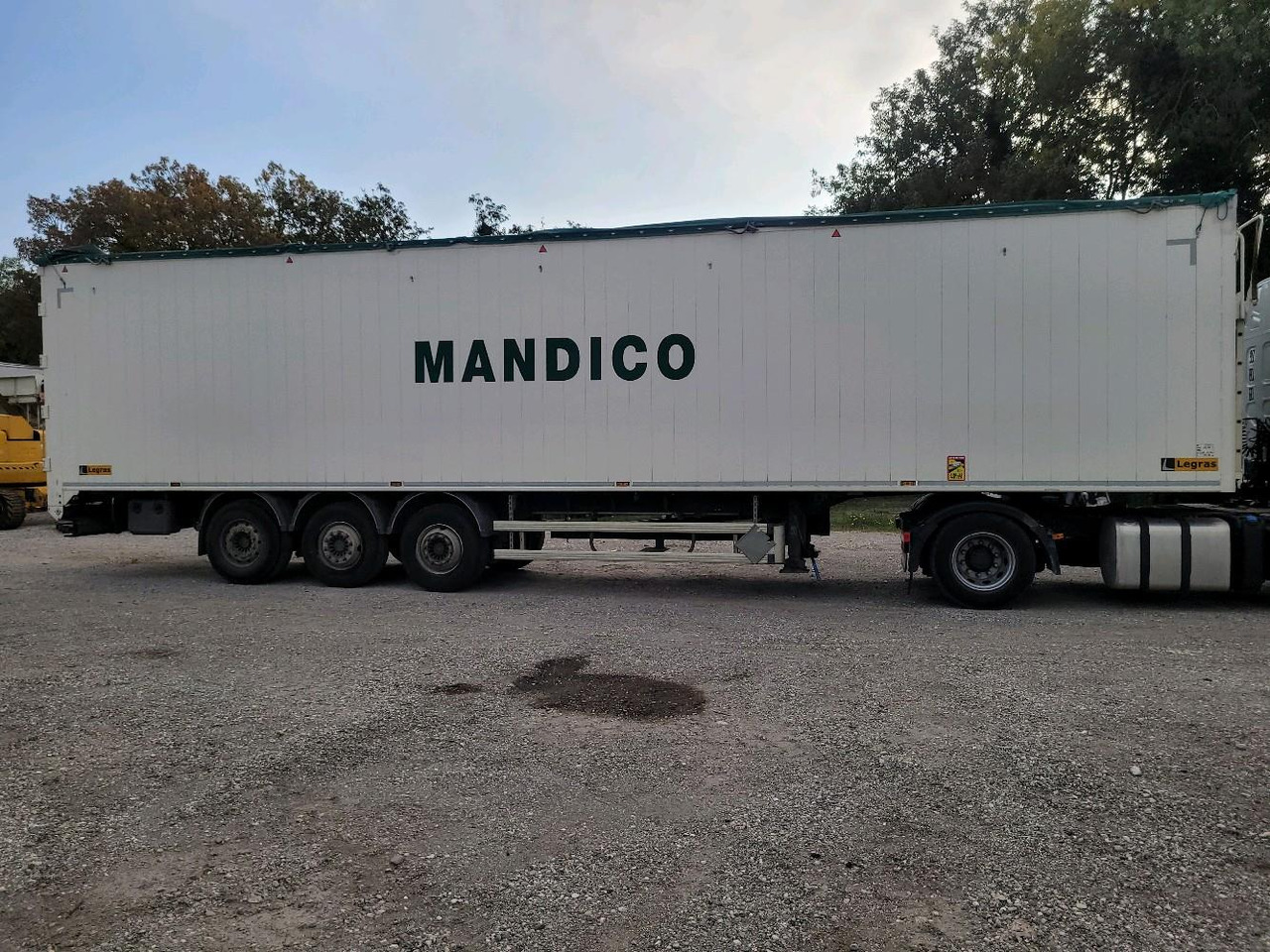 LEGRAS INDUSTRIES SEMI SBS2220 - Closed box semi-trailer: picture 3 LEGRAS INDUSTRIES SEMI SBS2220 - Closed box semi-trailer: picture 3