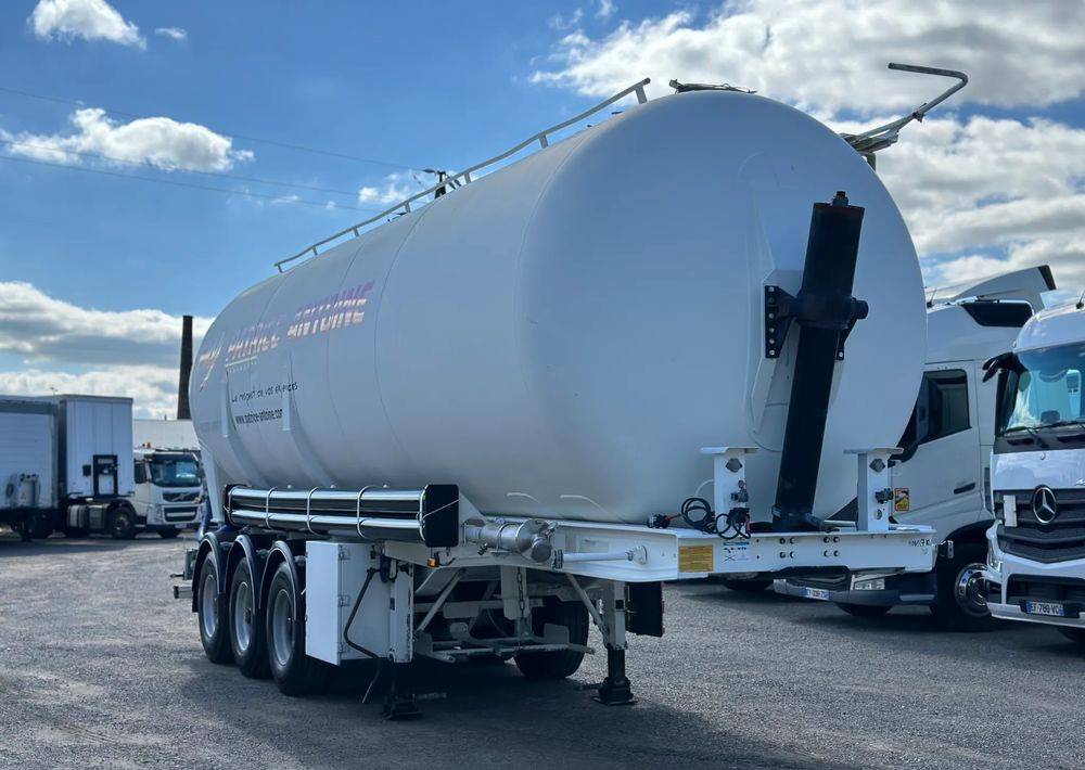 General Trailer 46 m3 KIPPER - Tank semi-trailer: picture 1 General Trailer 46 m3 KIPPER - Tank semi-trailer: picture 1