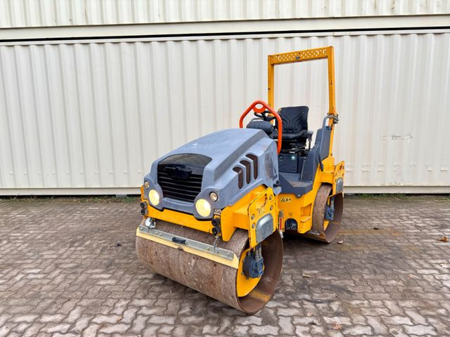 Hamm HD12VV / 2012 BJ / 1.369 H / 2.695 KG - Other machinery: picture 1 Hamm HD12VV / 2012 BJ / 1.369 H / 2.695 KG - Other machinery: picture 1