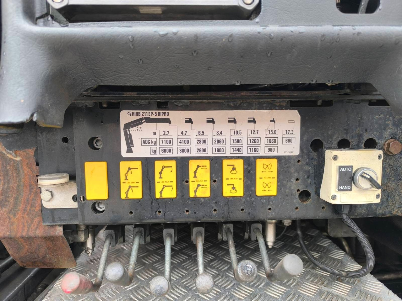 Tipper, Crane truck Mercedes-Benz ACTROS 3355 V8 6X6 HIAB 211 EP-5 HIPRO: picture 9