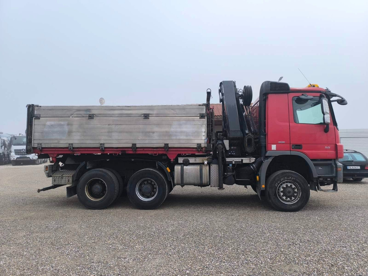 Tipper, Crane truck Mercedes-Benz ACTROS 3355 V8 6X6 HIAB 211 EP-5 HIPRO: picture 8