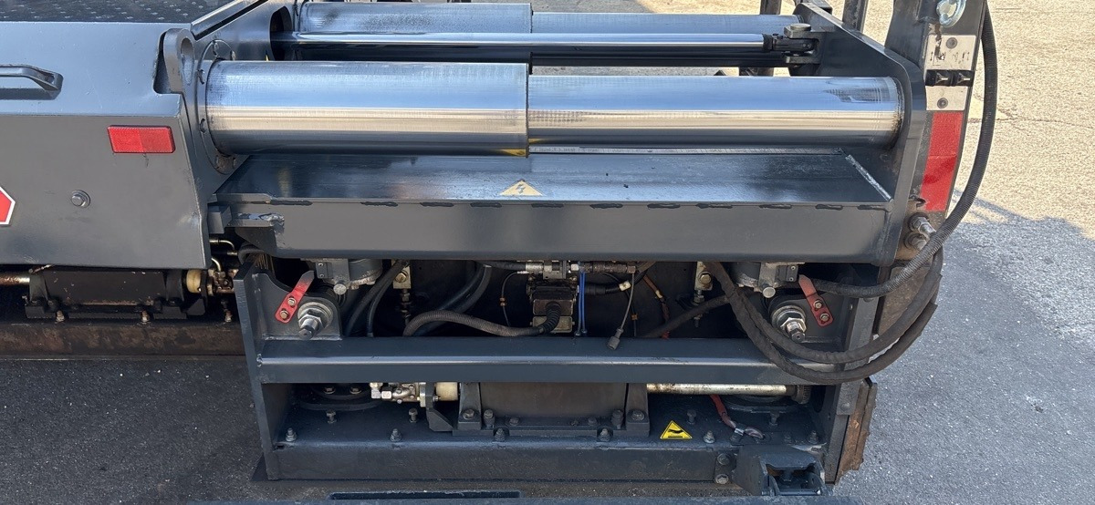 Asphalt paver BOMAG IT BF 600 P-2 S500  Stage IV/Tier 4f: picture 11