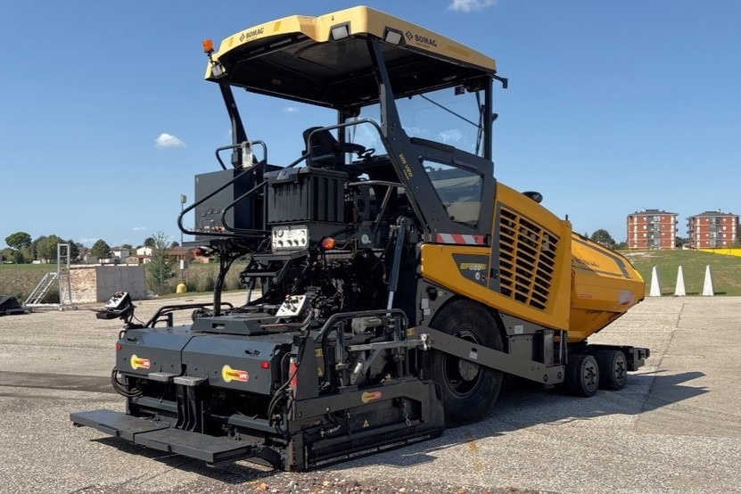 Asphalt paver BOMAG IT BF 600 P-2 S500  Stage IV/Tier 4f: picture 25
