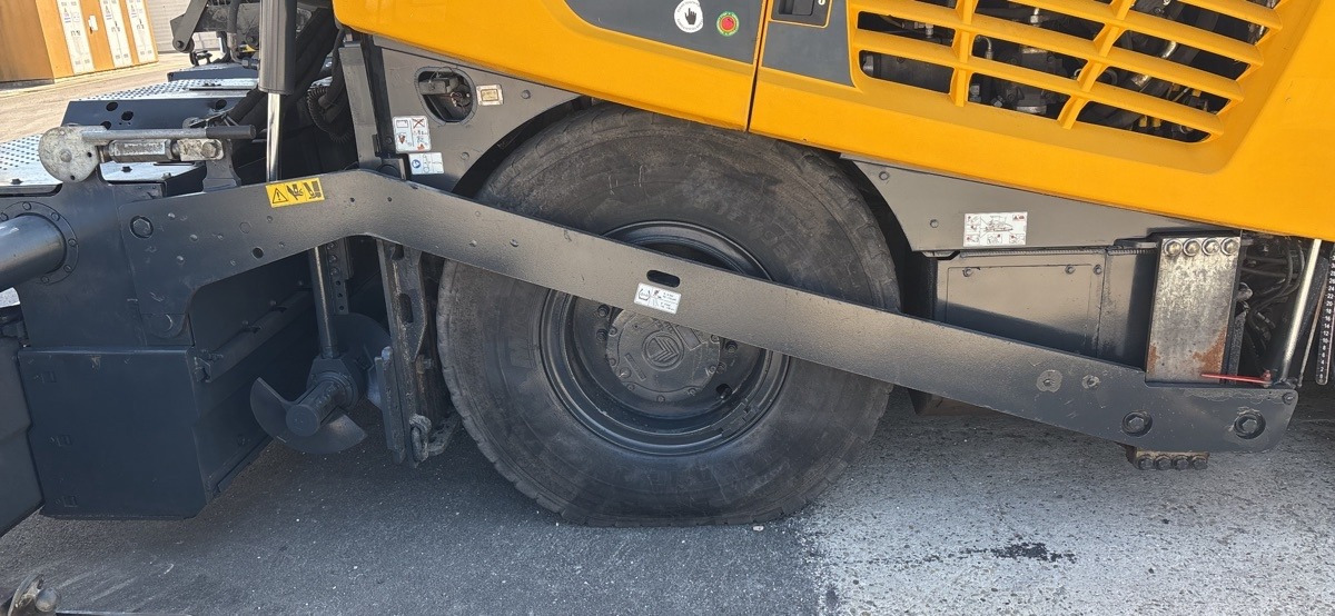 BOMAG IT BF 600 P-2 S500  Stage IV/Tier 4f - Asphalt paver: picture 3 BOMAG IT BF 600 P-2 S500  Stage IV/Tier 4f - Asphalt paver: picture 3