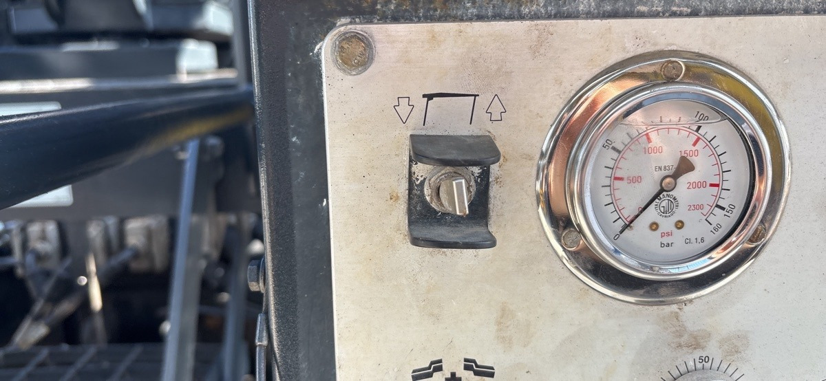 Asphalt paver BOMAG IT BF 600 P-2 S500  Stage IV/Tier 4f: picture 14