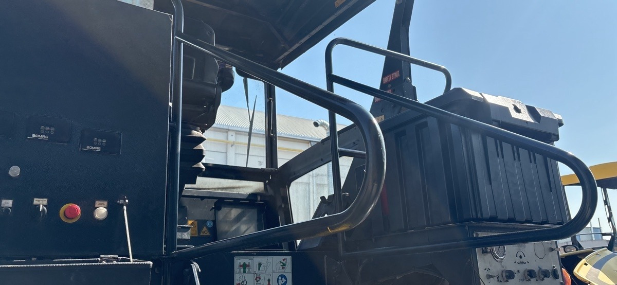 Asphalt paver BOMAG IT BF 600 P-2 S500  Stage IV/Tier 4f: picture 9