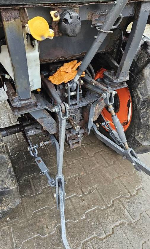 Farm tractor Ciągnik Kubota B2650 4x4 klima 26 KM hydrostat: picture 12