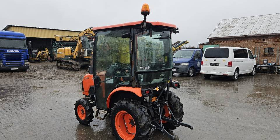 Farm tractor Ciągnik Kubota B2650 4x4 klima 26 KM hydrostat: picture 8