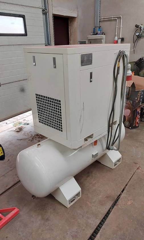 Nowy kompresor śrubowy Zelfir 7.5 kW 1100l/min zbiornik - Air compressor: picture 4 Nowy kompresor śrubowy Zelfir 7.5 kW 1100l/min zbiornik - Air compressor: picture 4