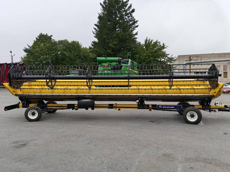 Combine harvester New Holland CX 8.90: picture 10