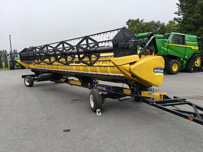 Combine harvester New Holland CX 8.90: picture 9