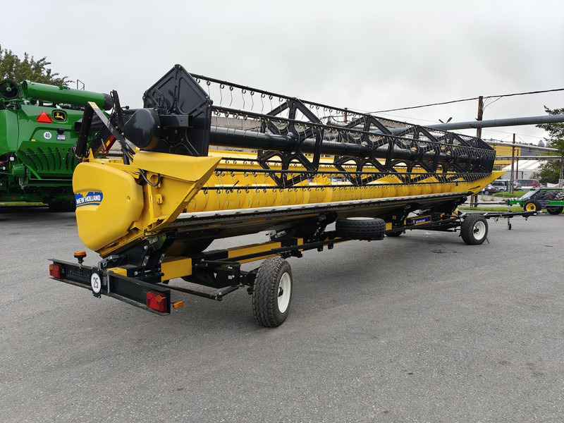 Combine harvester New Holland CX 8.90: picture 11