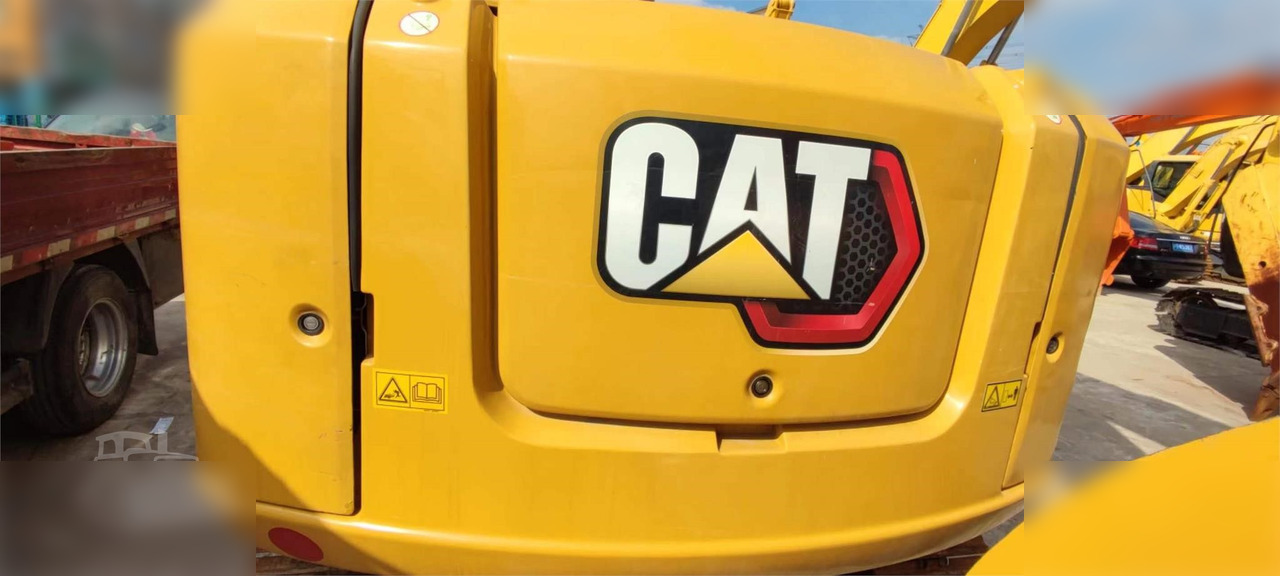CATERPILLAR 305.5E2 - Mini excavator: picture 2 CATERPILLAR 305.5E2 - Mini excavator: picture 2