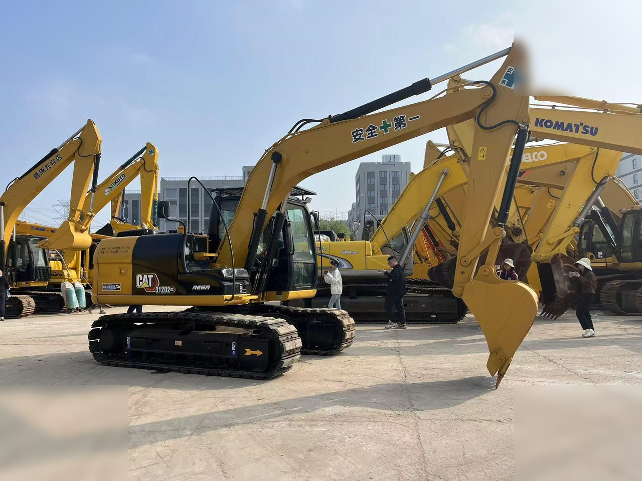 CATERPILLAR 312D2 GC - Crawler excavator: picture 1 CATERPILLAR 312D2 GC - Crawler excavator: picture 1