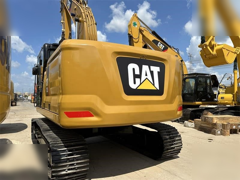 CATERPILLAR 320 - Crawler excavator: picture 2 CATERPILLAR 320 - Crawler excavator: picture 2