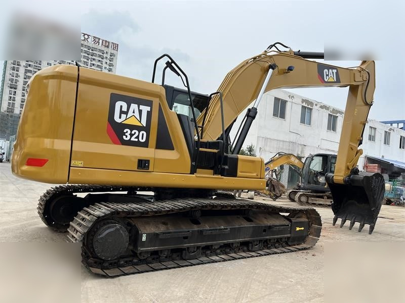 CATERPILLAR 320 - Crawler excavator: picture 2 CATERPILLAR 320 - Crawler excavator: picture 2