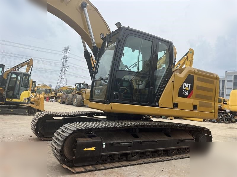 CATERPILLAR 320 - Crawler excavator: picture 4 CATERPILLAR 320 - Crawler excavator: picture 4