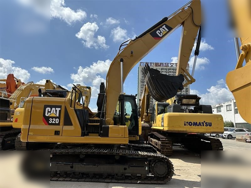CATERPILLAR 320 - Crawler excavator: picture 1 CATERPILLAR 320 - Crawler excavator: picture 1