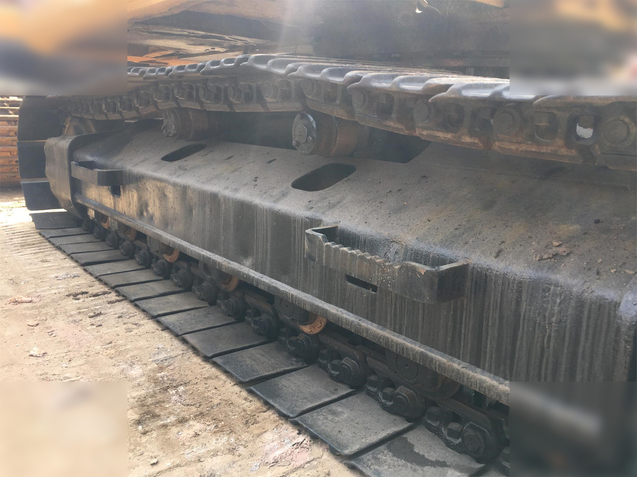CATERPILLAR 320BL - Crawler excavator: picture 4 CATERPILLAR 320BL - Crawler excavator: picture 4