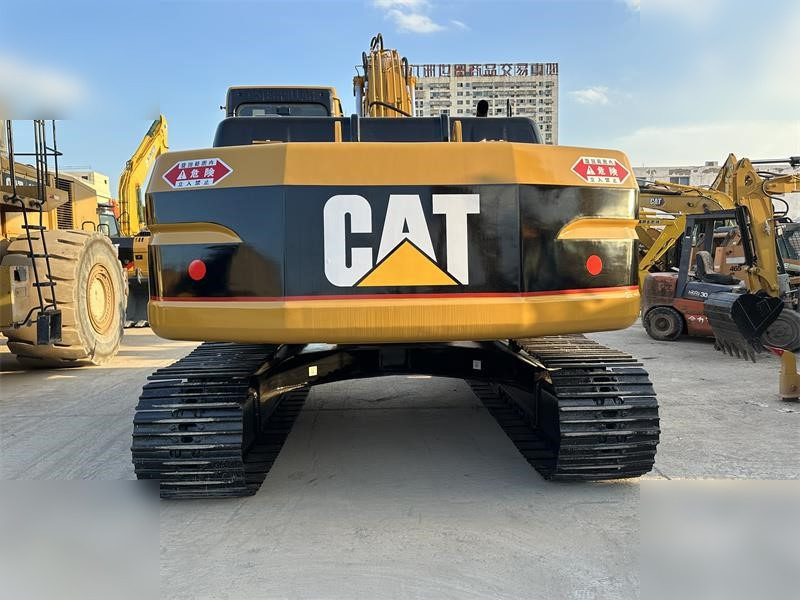 Crawler excavator CATERPILLAR 320BL: picture 7